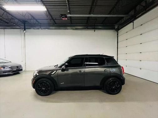 2012 MINI Cooper S Countryman Base