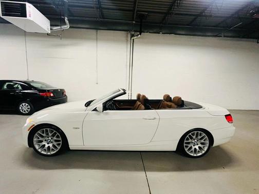2010 BMW 328 i