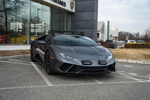 2024 Lamborghini Huracan Sterrato Base