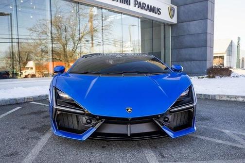 2024 Lamborghini Revuelto Base