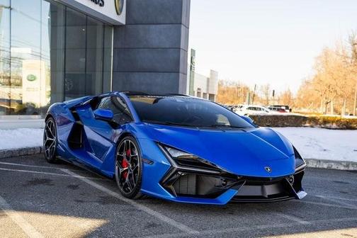 2024 Lamborghini Revuelto Base