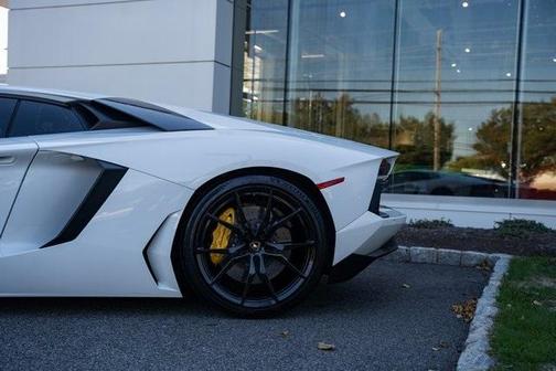 2015 Lamborghini Aventador LP700-4