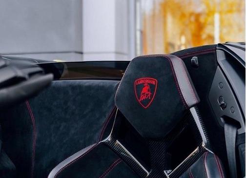 2019 Lamborghini Huracan Performante