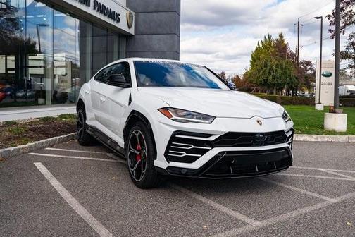2021 Lamborghini Urus Base