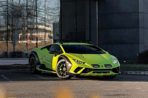 2024 Lamborghini Huracan Sterrato Base