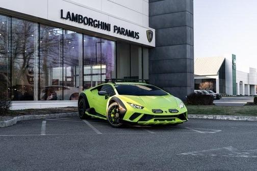 2024 Lamborghini Huracan Sterrato Base