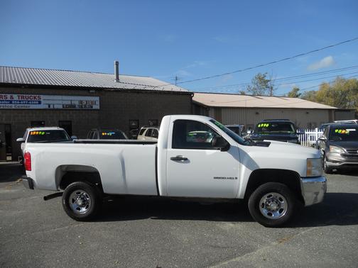 Photo 3 of 25 of 2007 Chevrolet Silverado 2500 Work Truck