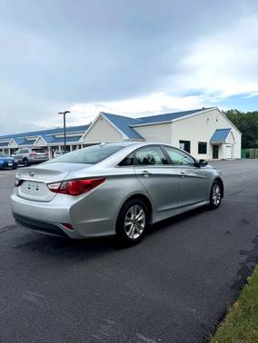 2014 Hyundai SONATA GLS