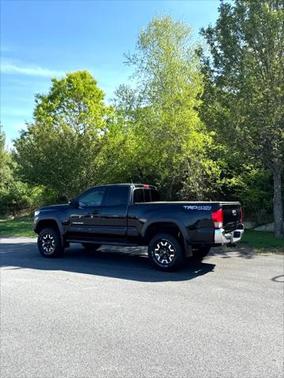 2017 Toyota Tacoma SR5