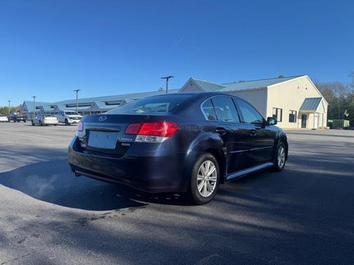 2012 Subaru Legacy Base