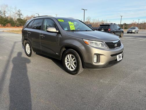 2015 Kia Sorento LX
