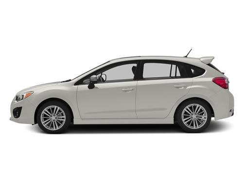 White 2013 Subaru Impreza 2.0i