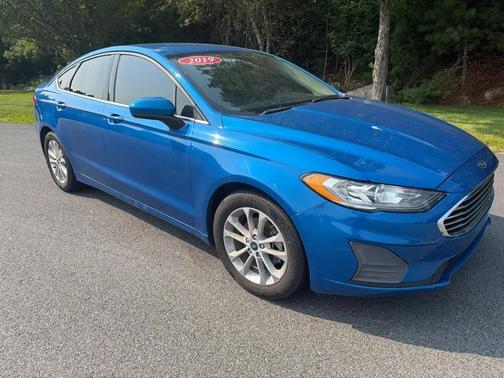 Blue 2019 Ford Fusion Hybrid SE