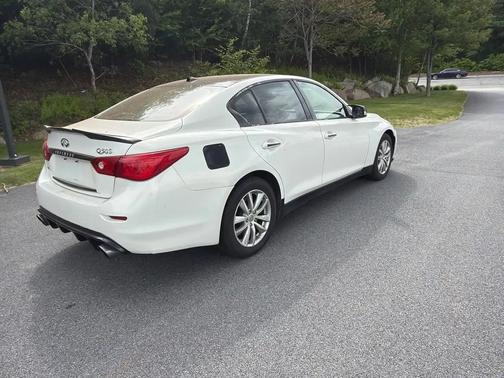 White 2014 INFINITI Q50 Premium