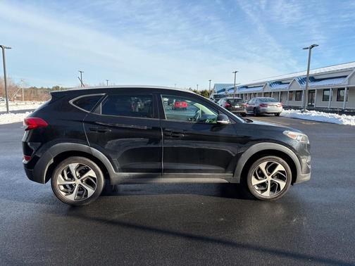 2016 Hyundai TUCSON Sport
