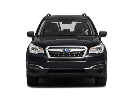 White 2018 Subaru Forester 2.5i