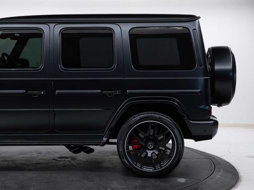 MANUFAKTUR Night Black Magno 2023 Mercedes-Benz AMG G 63 4MATIC