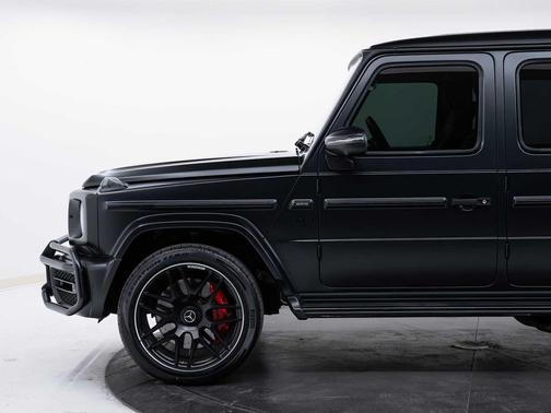 MANUFAKTUR Night Black Magno 2023 Mercedes-Benz AMG G 63 4MATIC