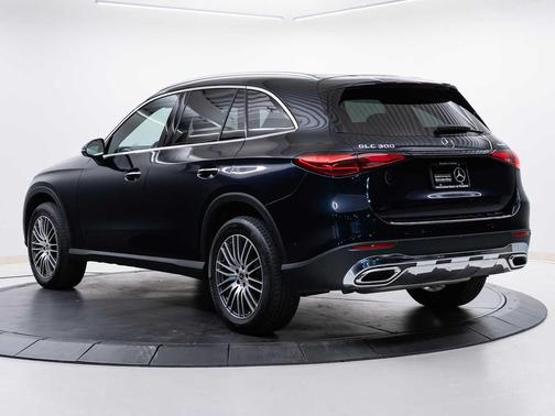 Nautical Blue Metallic 2023 Mercedes-Benz GLC 300 4MATIC