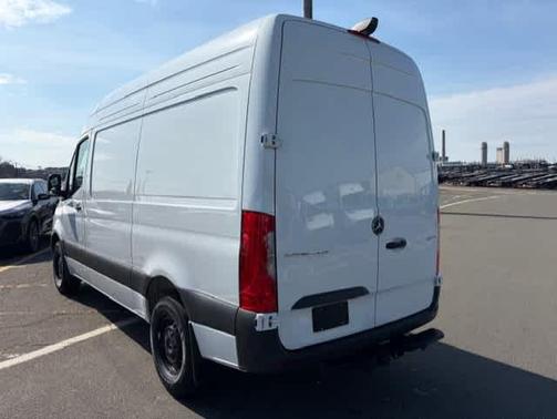 Arctic White 2026 Mercedes-Benz Sprinter 2500 Standard Roof