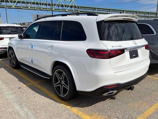 2025 Mercedes-Benz GLS 450 4MATIC