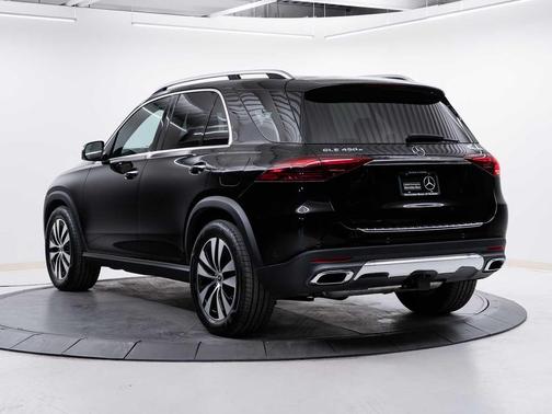 Black 2026 Mercedes-Benz GLE 450e 4MATIC