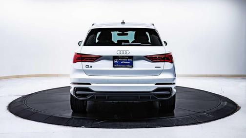 2024 Audi Q3 45 S line Premium Plus