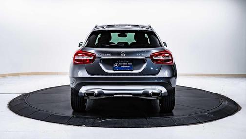 2016 Mercedes-Benz GLA-Class 4MATIC