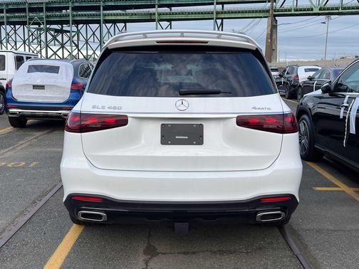 2025 Mercedes-Benz GLS 450 4MATIC