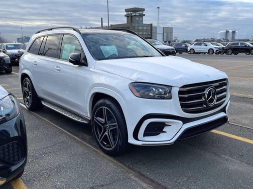 2025 Mercedes-Benz GLS 450 4MATIC