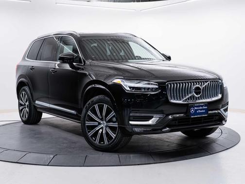 Onyx Black Metallic 2024 Volvo XC90 B6 Plus Bright Theme 6-Seater
