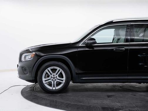 Night Black 2023 Mercedes-Benz GLB 250 4MATIC