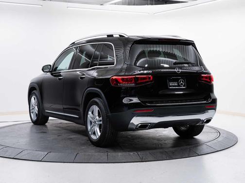 Night Black 2023 Mercedes-Benz GLB 250 4MATIC
