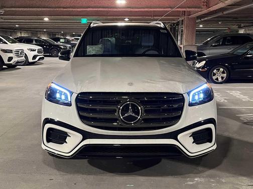 2025 Mercedes-Benz GLS 450 4MATIC