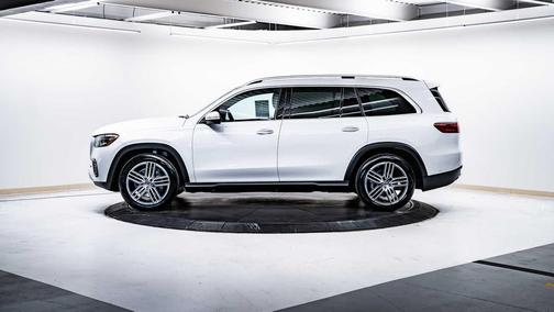 2025 Mercedes-Benz GLS 450 4MATIC