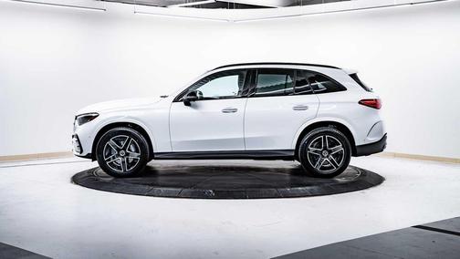 2025 Mercedes-Benz GLC 300 4MATIC