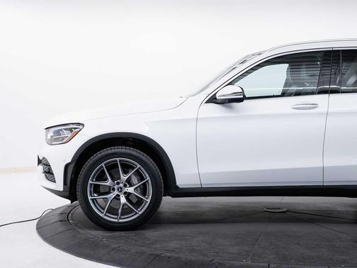 Polar White 2022 Mercedes-Benz GLC 300 4MATIC