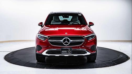 2025 Mercedes-Benz GLC 300 4MATIC