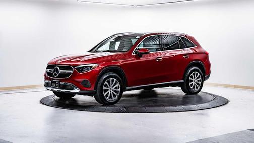 2025 Mercedes-Benz GLC 300 4MATIC