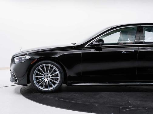 Black 2022 Mercedes-Benz S-Class 4MATIC