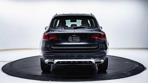 Graphite Grey Metallic 2022 Mercedes-Benz GLC 300 4MATIC