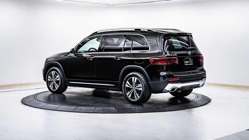 2025 Mercedes-Benz GLB 250 4MATIC