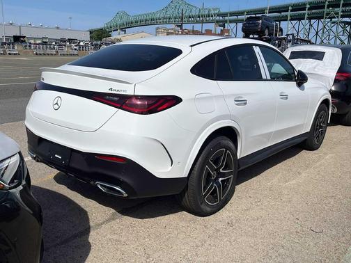 2025 Mercedes-Benz GLC 300 4MATIC Coupe