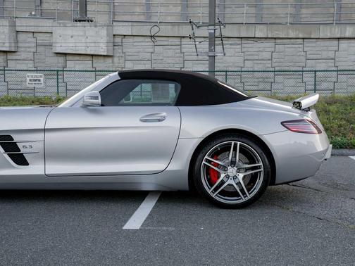 Iridium Silver Metallic 2012 Mercedes-Benz SLS AMG Base