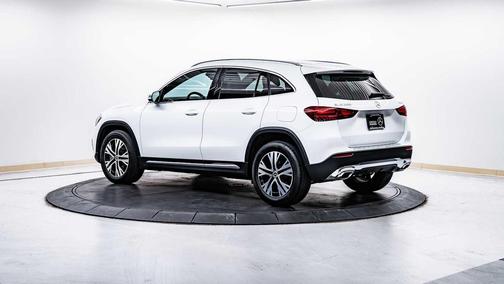 2025 Mercedes-Benz GLA 250 4MATIC