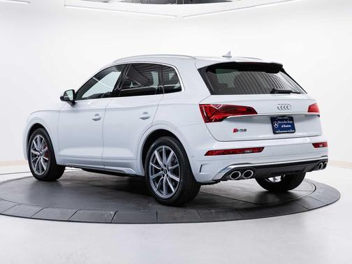 Glacier White Metallic 2021 Audi SQ5 3.0T Prestige