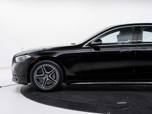 Obsidian Black Metallic 2024 Mercedes-Benz S-Class 4MATIC