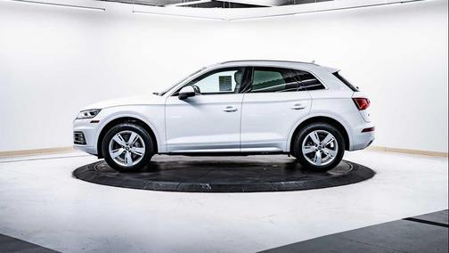 2018 Audi Q5 2.0T Premium Plus
