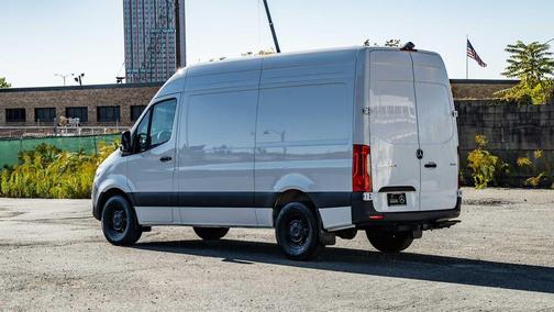 2025 Mercedes-Benz Sprinter 2500 Standard Roof