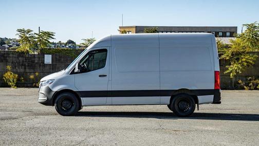 2025 Mercedes-Benz Sprinter 2500 Standard Roof